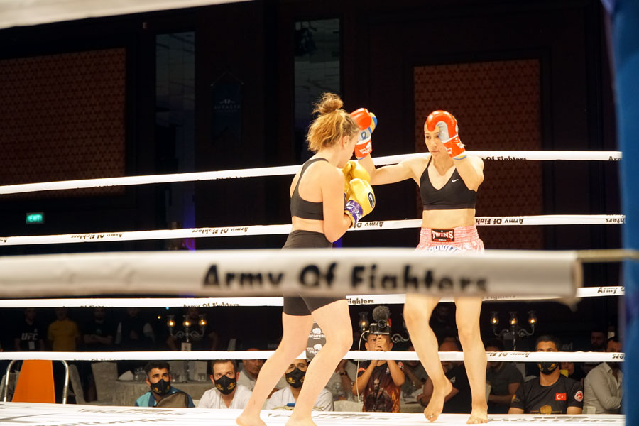 025-army_of_fighters_1